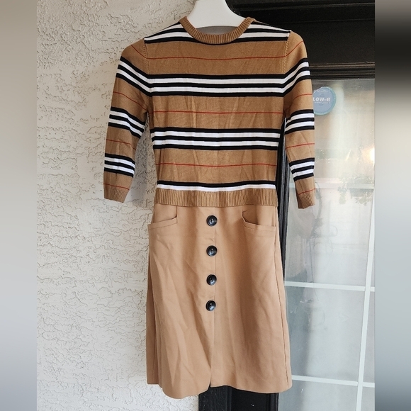 Beautiful Dress WELL MADE 😍 - Picture 2 of 9